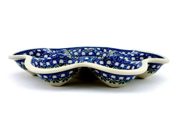 8" Egg Plate - Christmas Rose