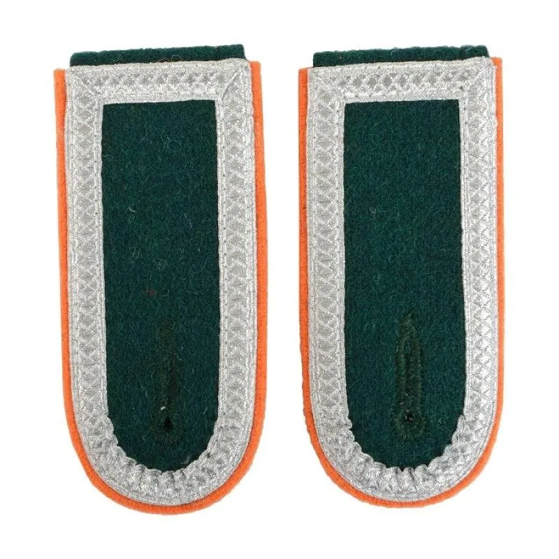 Bottle Green NCO Unterfeldwebel Shoulder Boards - All Services