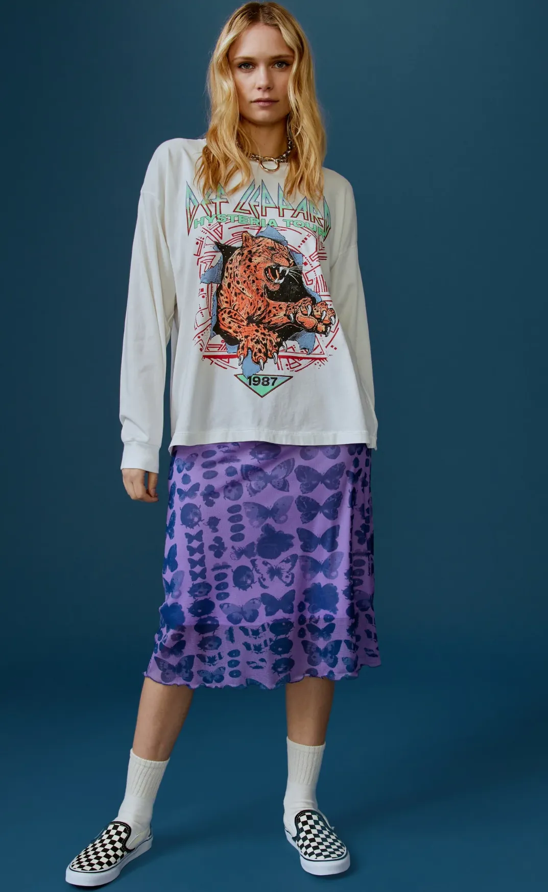 daydreamer: def leppard animal long sleeve merch tee