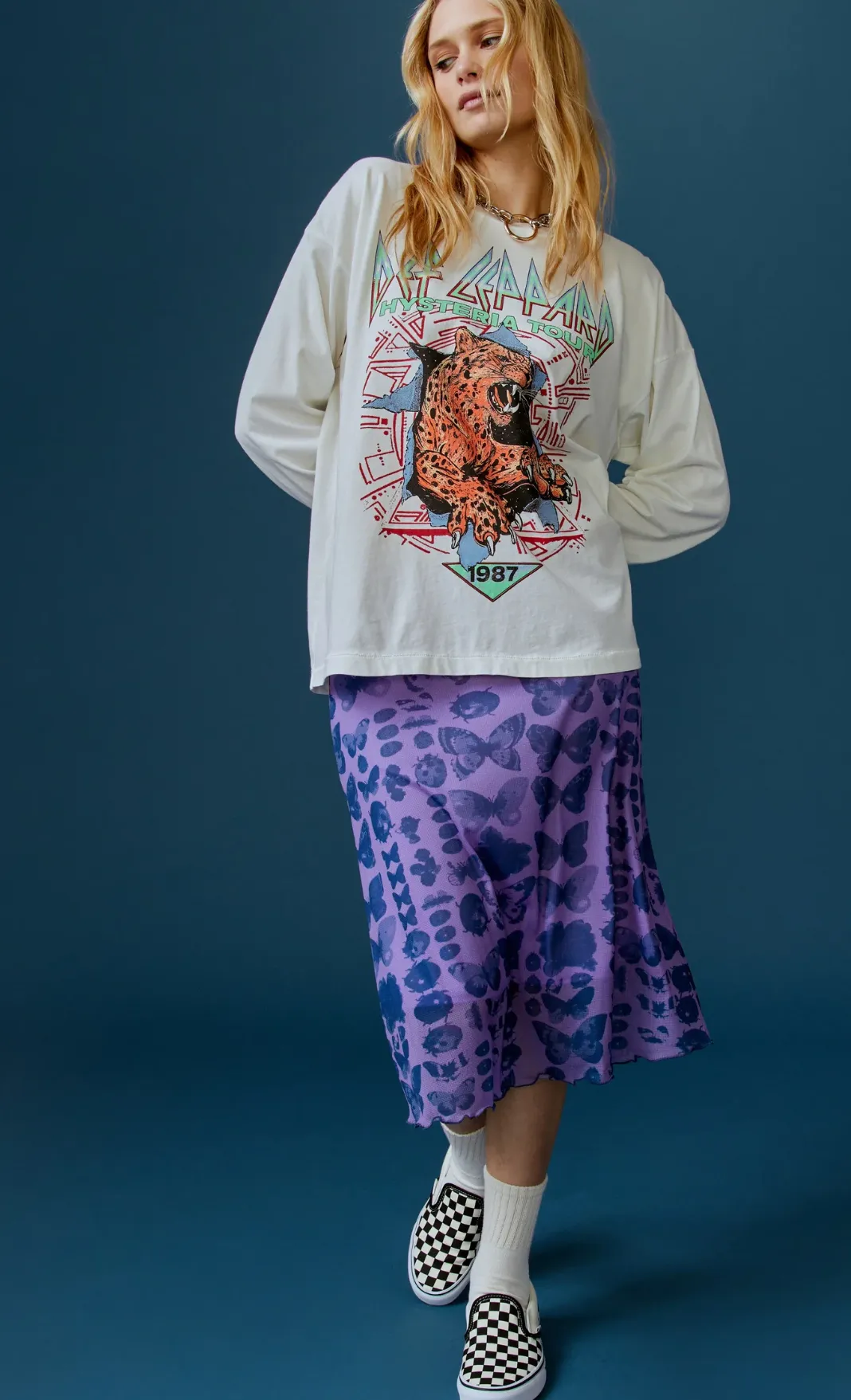 daydreamer: def leppard animal long sleeve merch tee