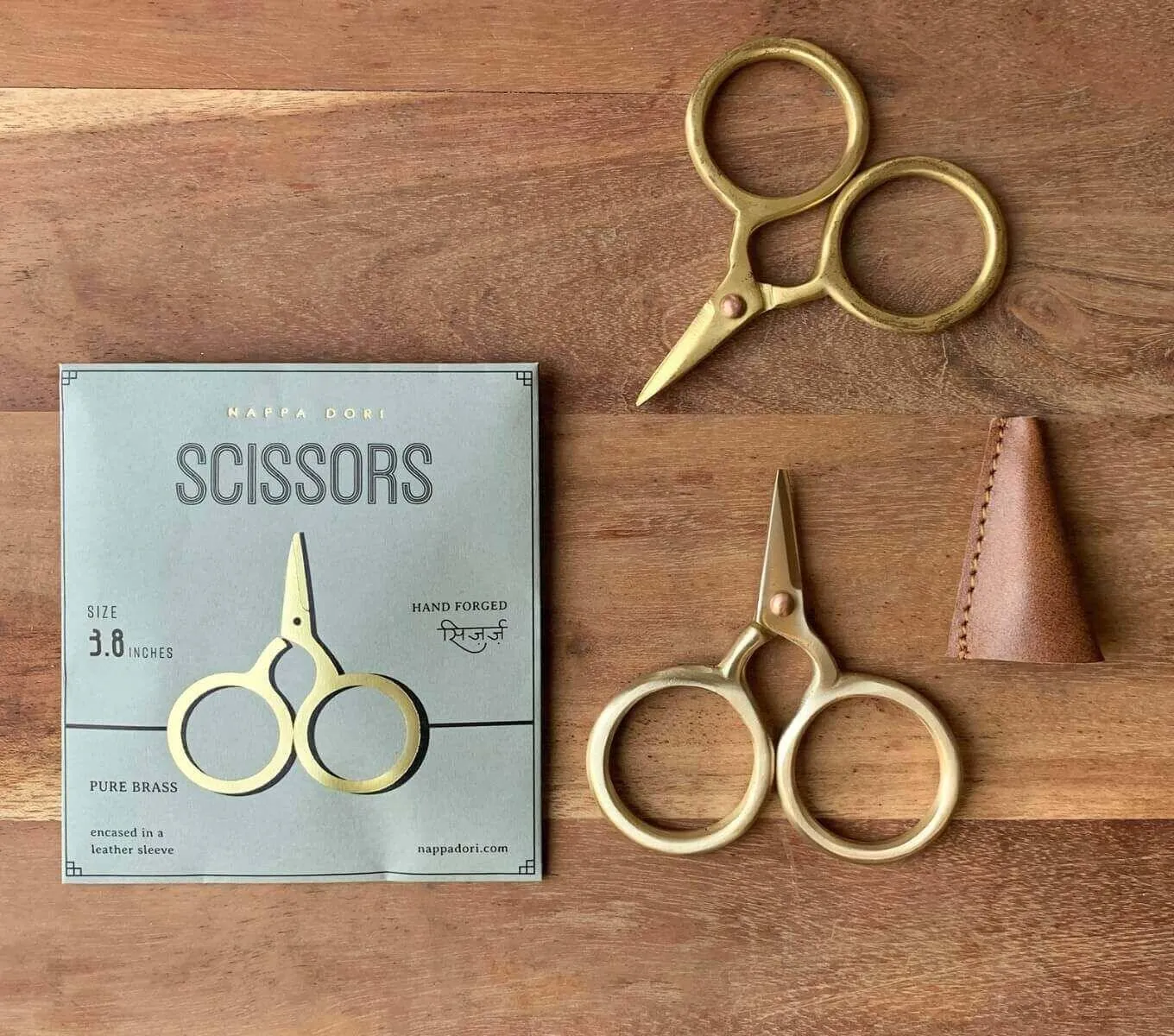 DIMINUTIVE SCISSORS