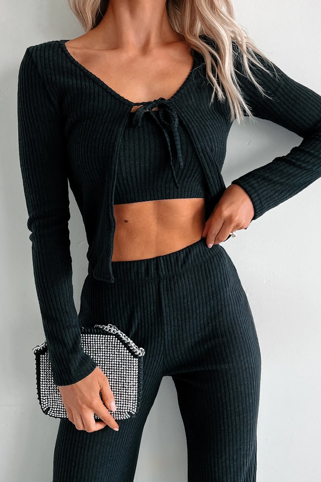 Friendly Reminder Three Piece Lounge Set (Black)