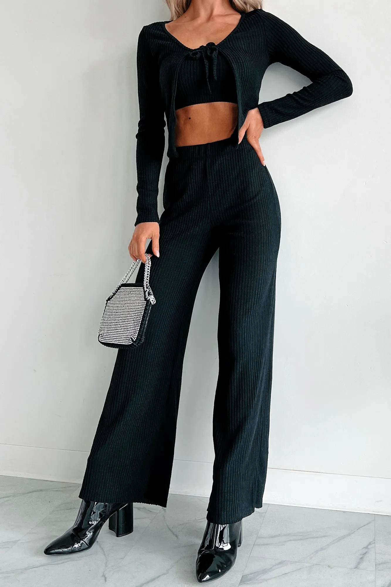 Friendly Reminder Three Piece Lounge Set (Black)