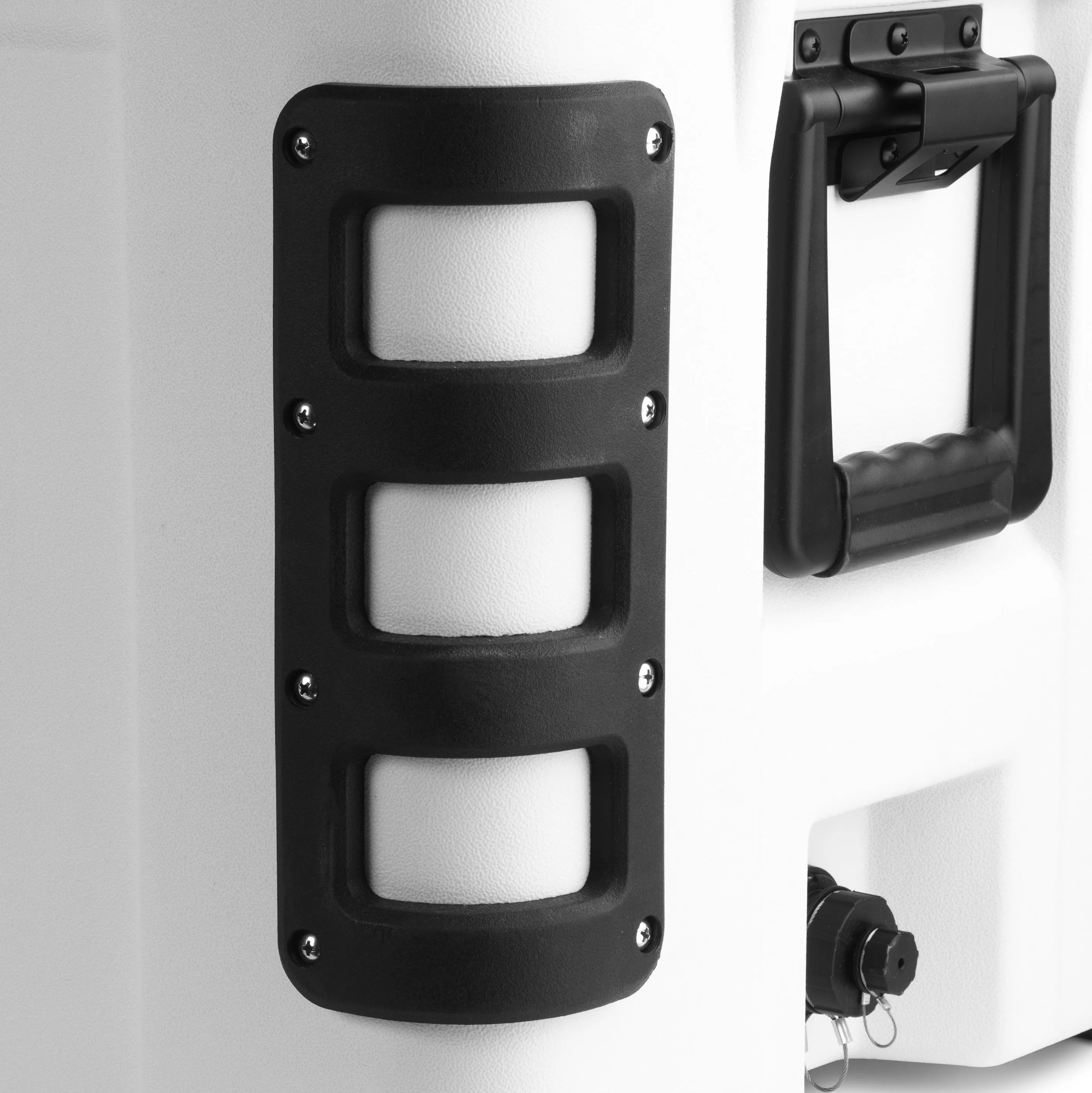 Leeward 50 Qt Marine Cooler