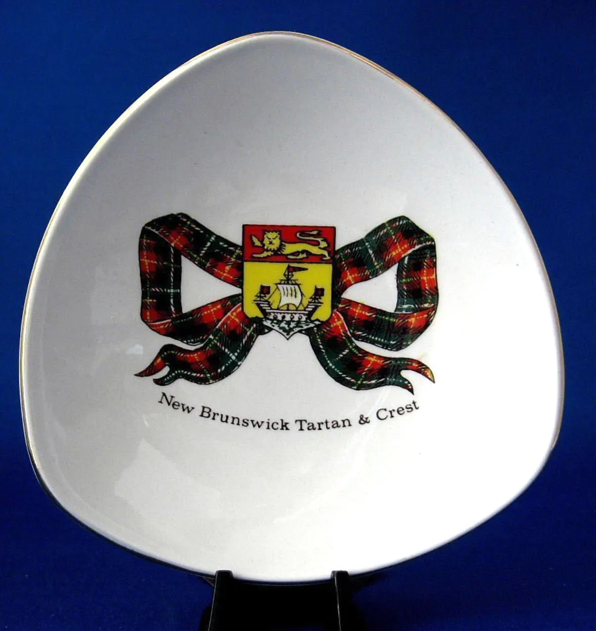 Lord Nelson Pin Dish Tartan New Brunswick English Crest Canadian Souvenir