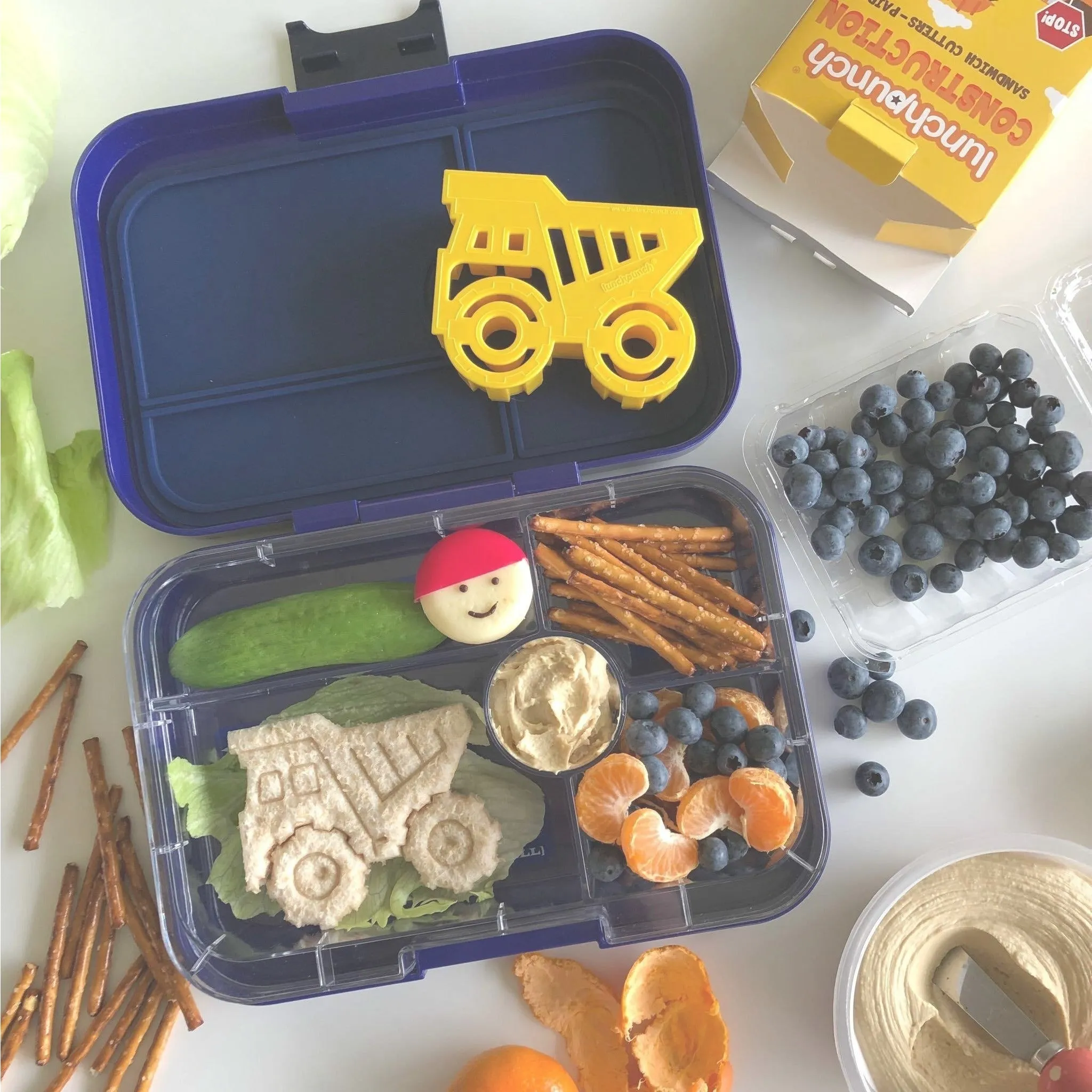 Lunch Punch Sandwich Cutters Pairs - Construction