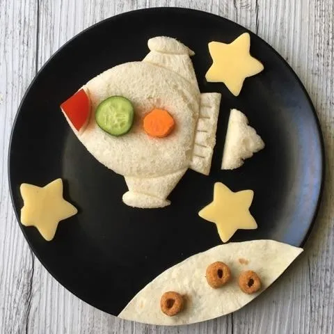 Lunch Punch Sandwich Cutters Pairs - Space