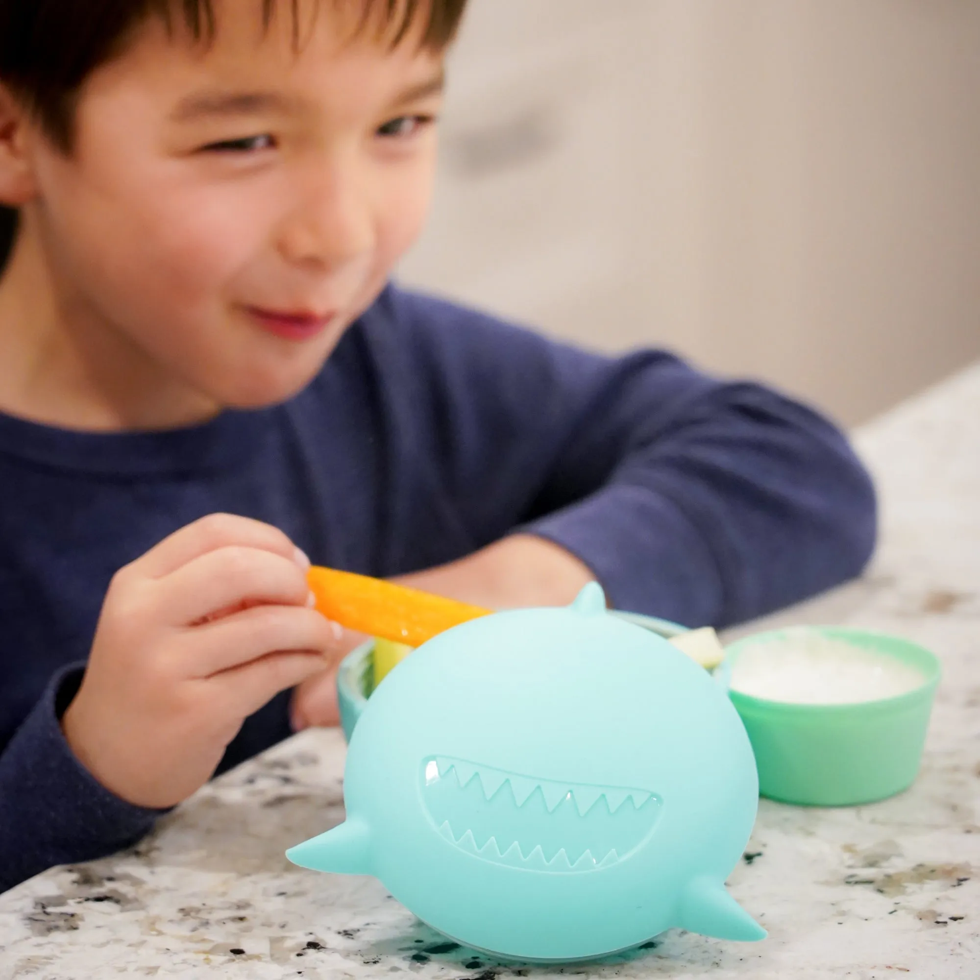 Melii Silicone Turquoise Shark Bowl with Lid 350 ml - Airtight & Leakproof Food Storage for Babies, Toddlers, Kids - BPA Free, Microwave Safe, Perfect for On-the-Go Meals Snacks