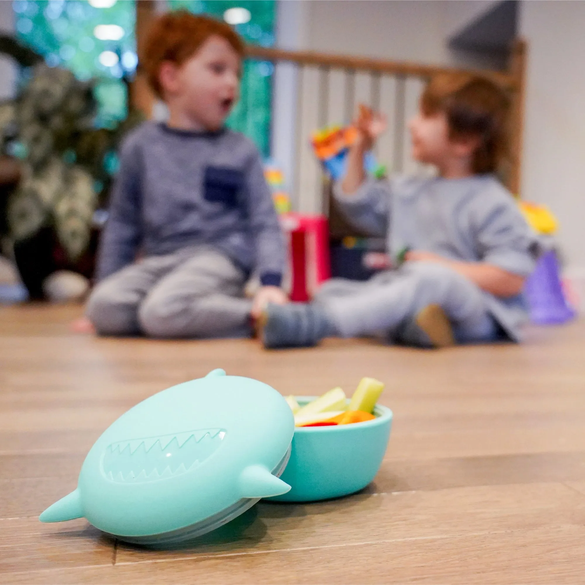Melii Silicone Turquoise Shark Bowl with Lid 350 ml - Airtight & Leakproof Food Storage for Babies, Toddlers, Kids - BPA Free, Microwave Safe, Perfect for On-the-Go Meals Snacks