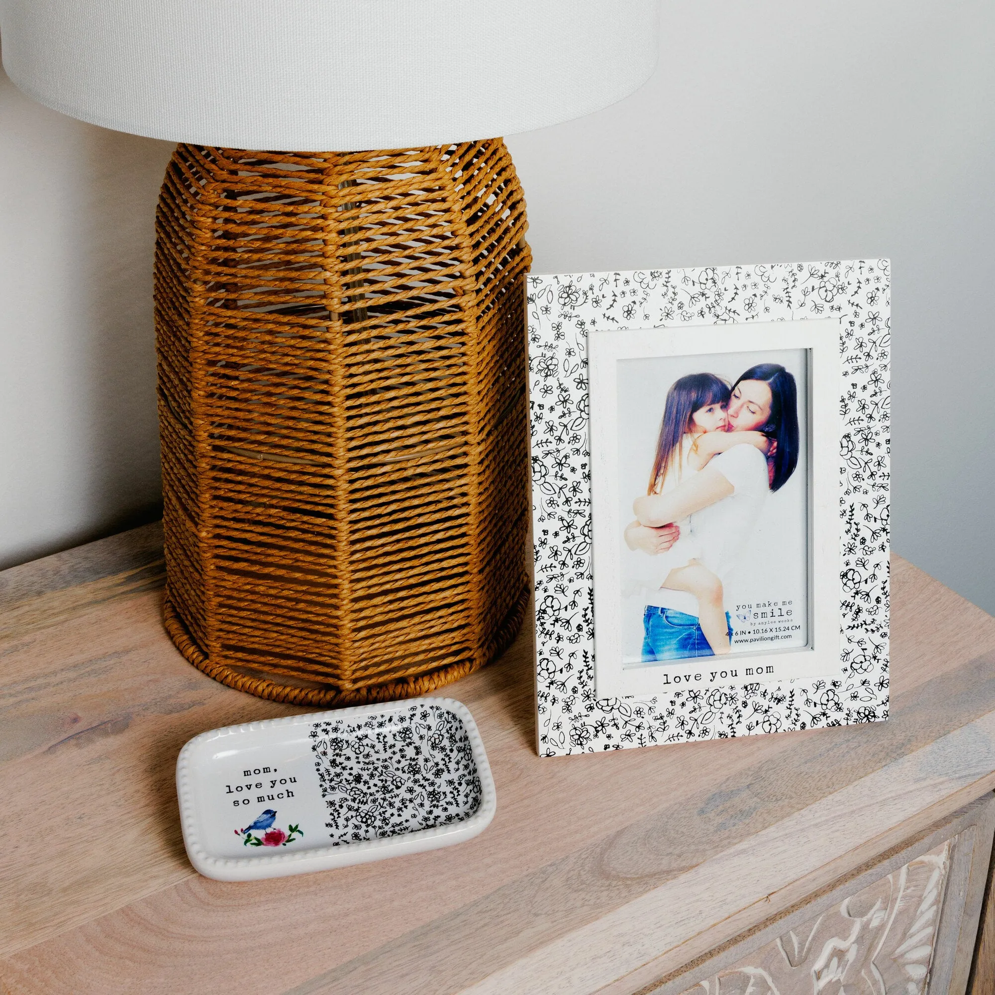 Mom 5" x 3" Keepsake Dish