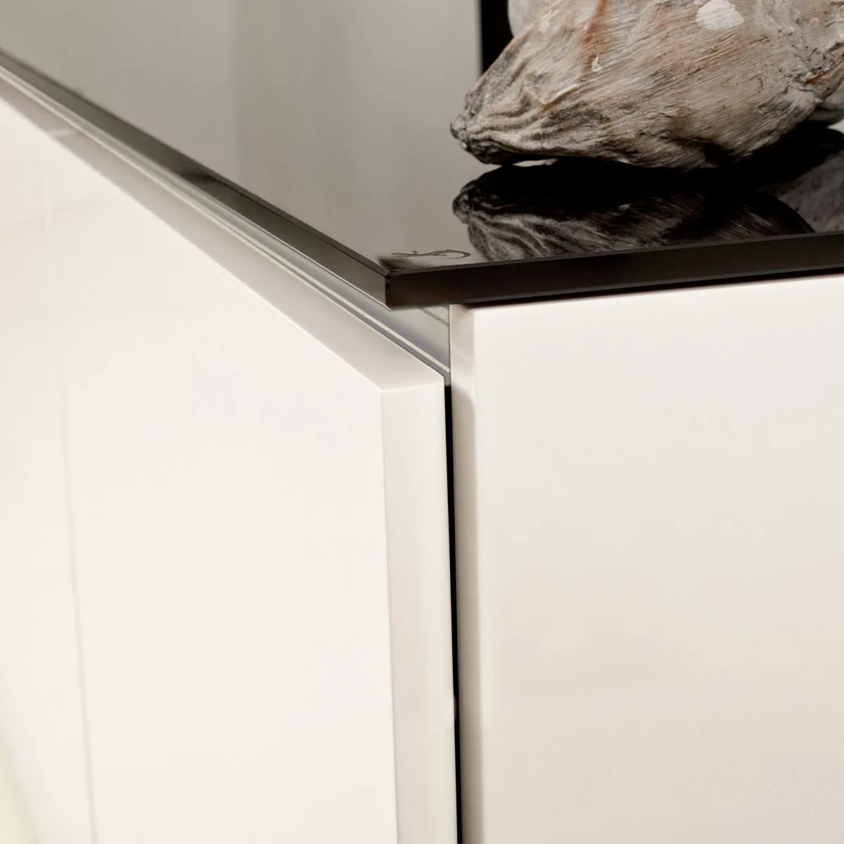 Salamander Chameleon Collection Miami 336 Triple Speaker Integrated Cabinet (High Gloss White with Black Glass Top)