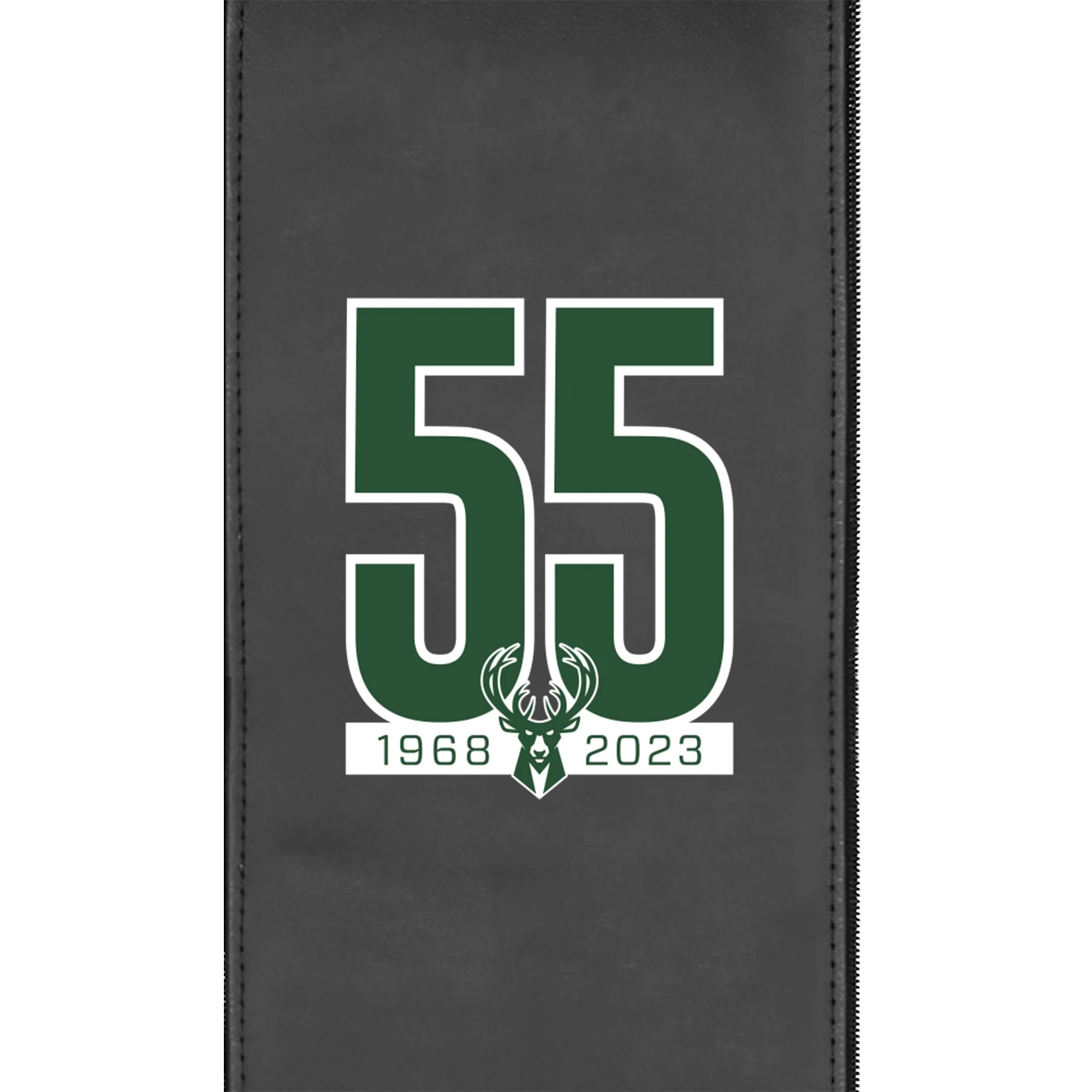 Xpression Pro Gaming Chair with Milwaukee Bucks Team Commemorative Logo